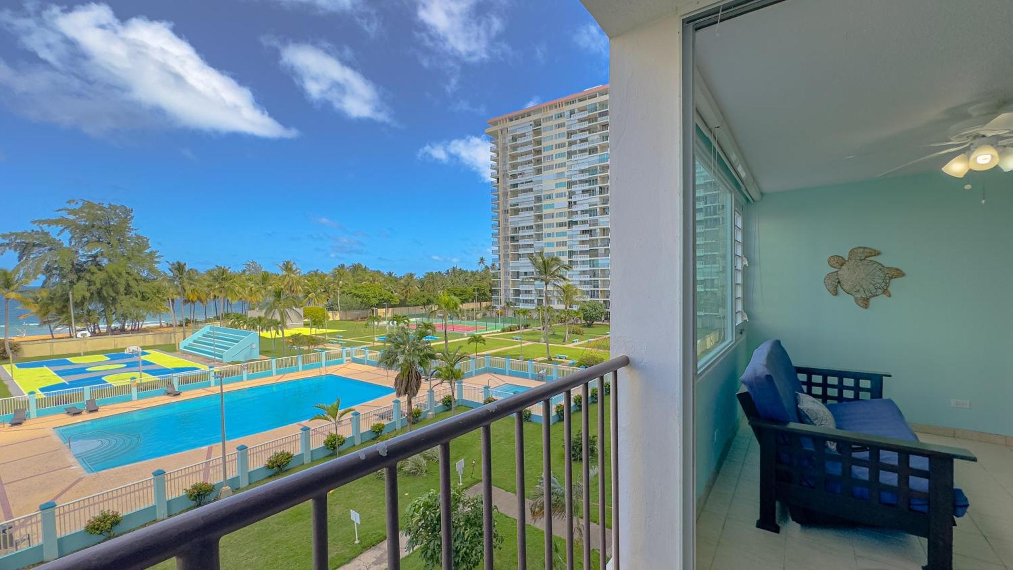 Moana'S Beach Apartment In Luquillo Pr Beach View Exterior photo